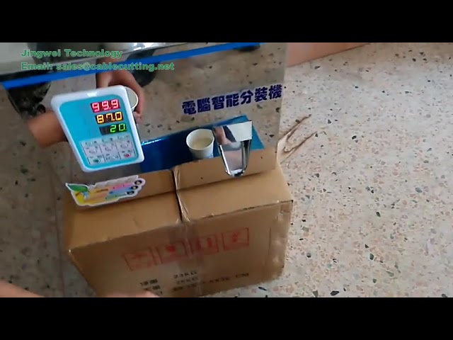 Machine de dosage semi-automatique pour poudre d'herbes (100 à 500g)