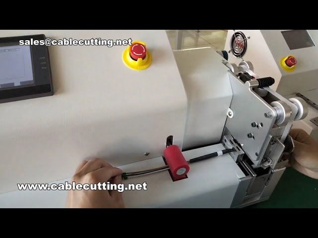 Machine de collage localisé à rouleaux pour l'enrubannage de faisceaux électriques | Équipement d'automatisation d'usine