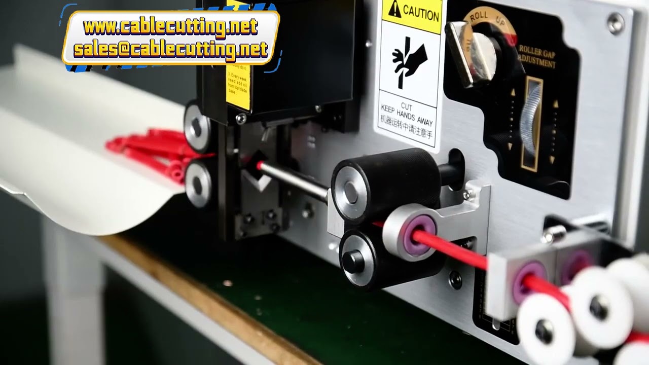 Machine à dénuder et couper les câbles jusqu’à 10 mm² – Lame de précision pour faisceaux électriques