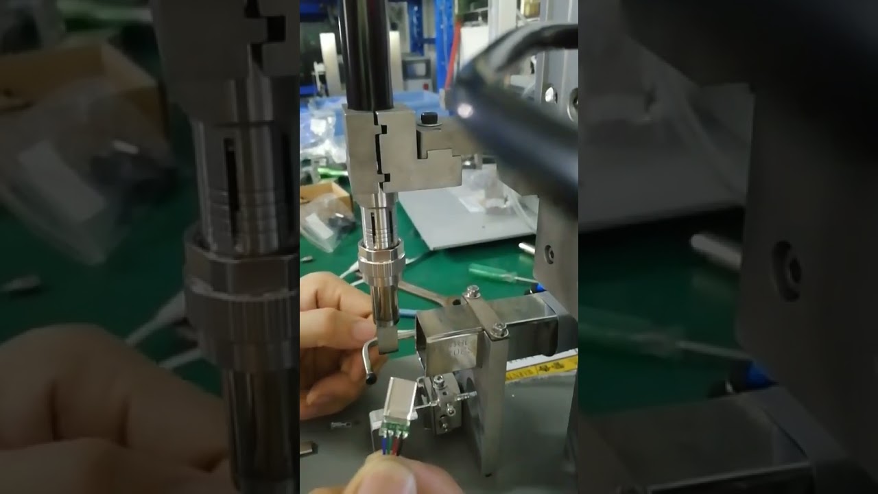 Machine à souder semi-automatique WPM-141 | Équipement de câblage industriel