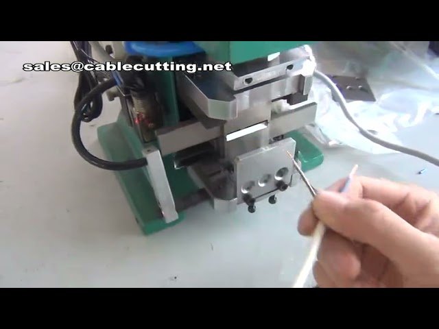 Machine à dénuder et tordre les fils de cuivre - Dénudeuse semi-automatique pour câbles