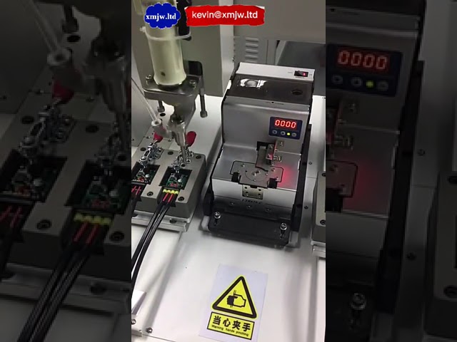 Visseuse électrique robotique pour chaîne d'assemblage - Système de vissage automatique haute précision