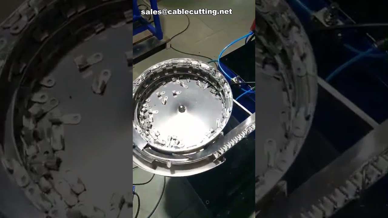 Machine à sertir à plateau vibrant pour cosses annulaires isolées | Sertissage industriel