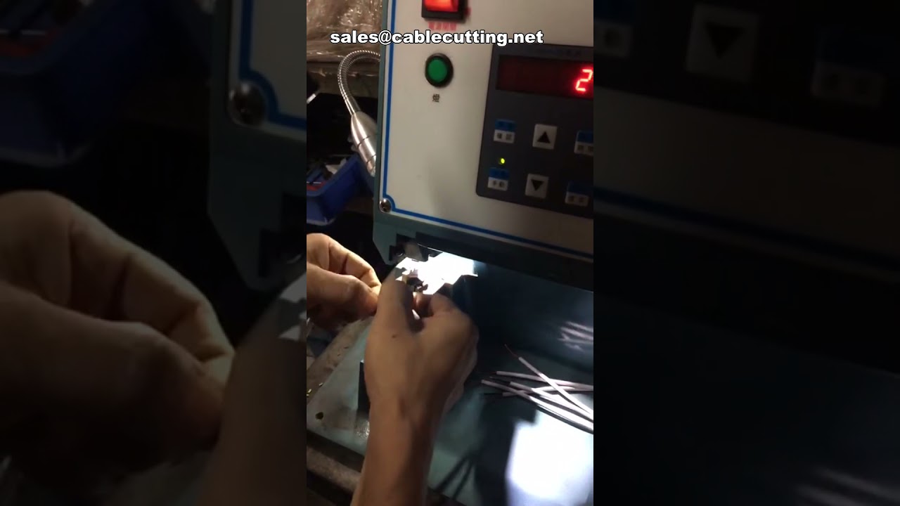 Machine à Sertir la Bande de Cuivre 2mm - Silencieuse et Précise pour Épissage et Jonction de Câbles