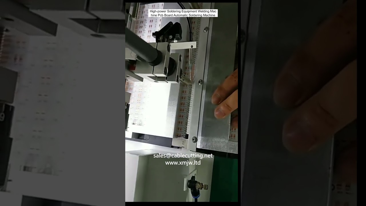 Machine à souder automatique haute puissance pour circuits imprimés - Soudage de précision
