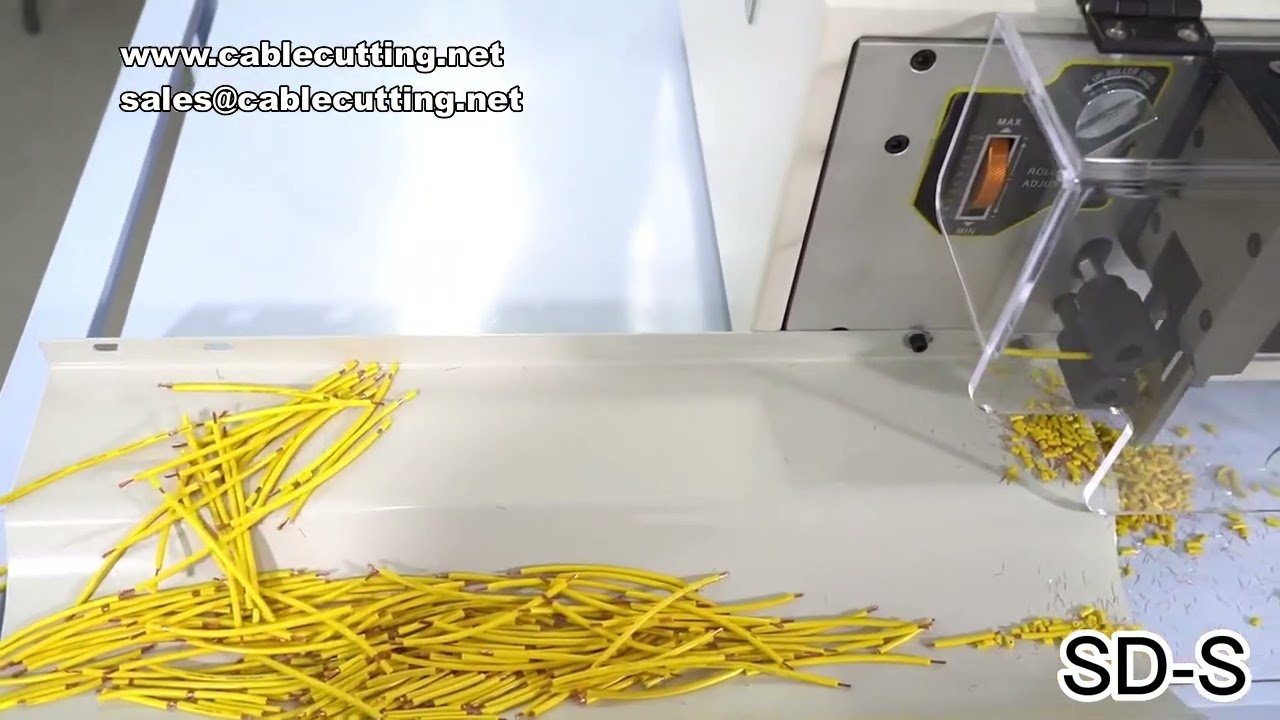 Machine à dénuder et couper les câbles automatique C-SD-E avec écran tactile réglable