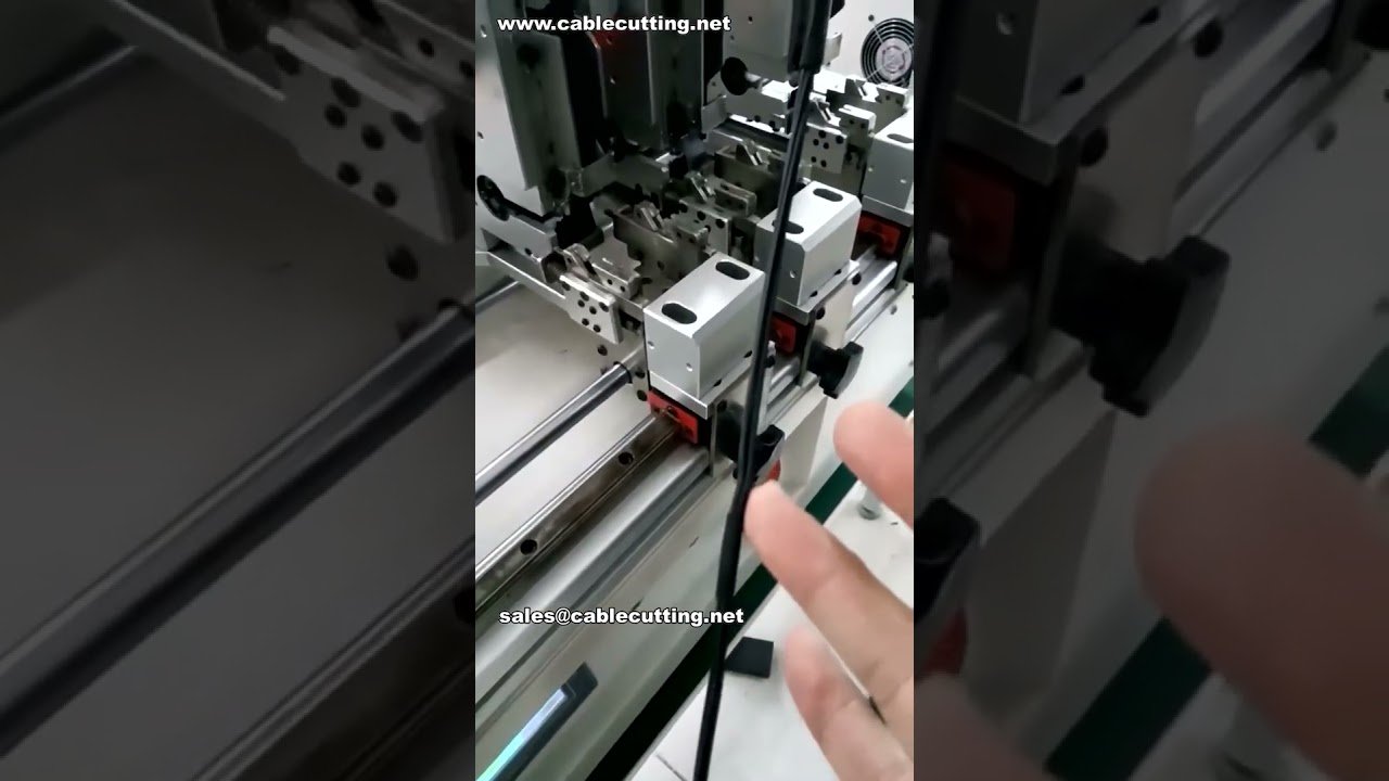 Machine de pose de ruban adhésif tissé en 3 points simultanés - Démonstration qualité atelier