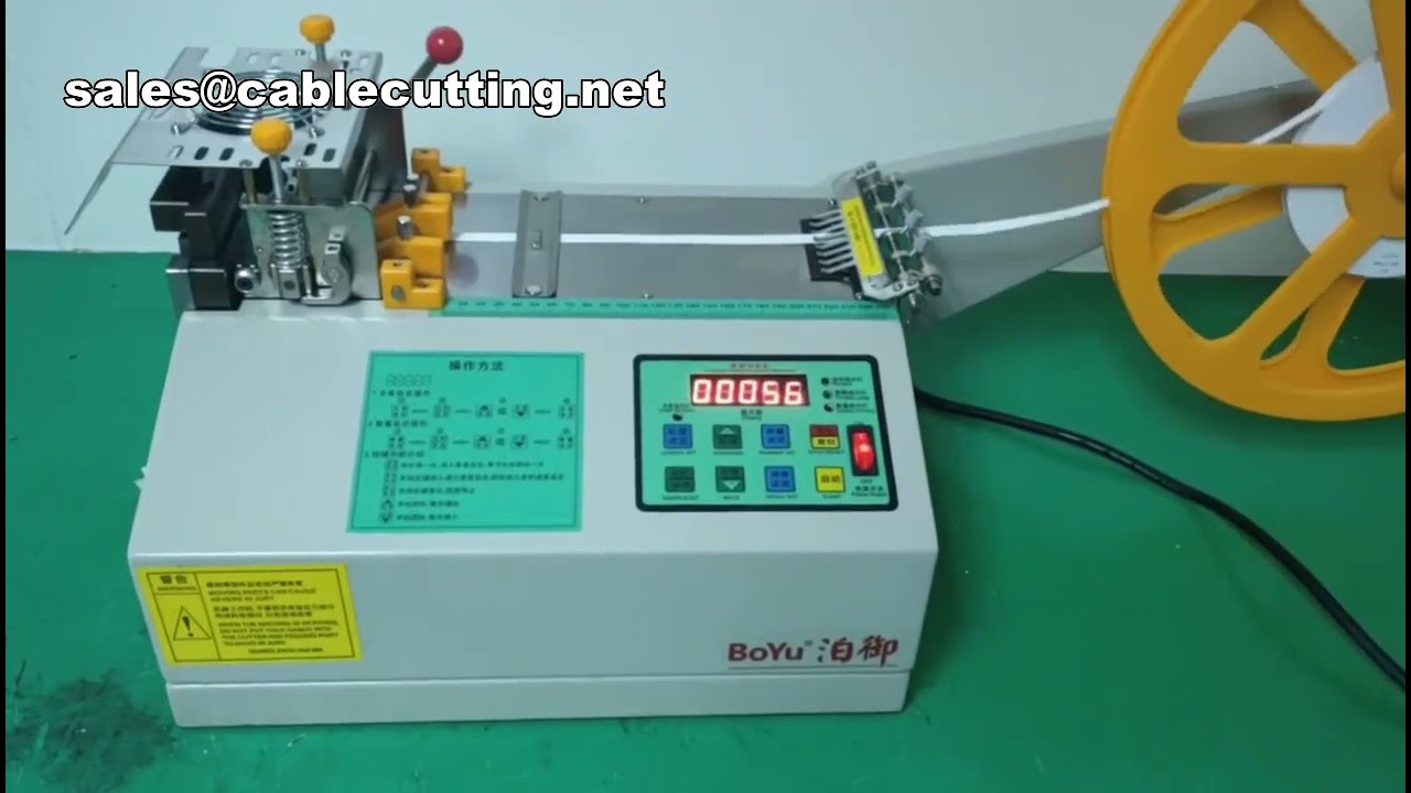 Machine de découpe automatique de caoutchouc et de ruban PVC avec coupe à froid
