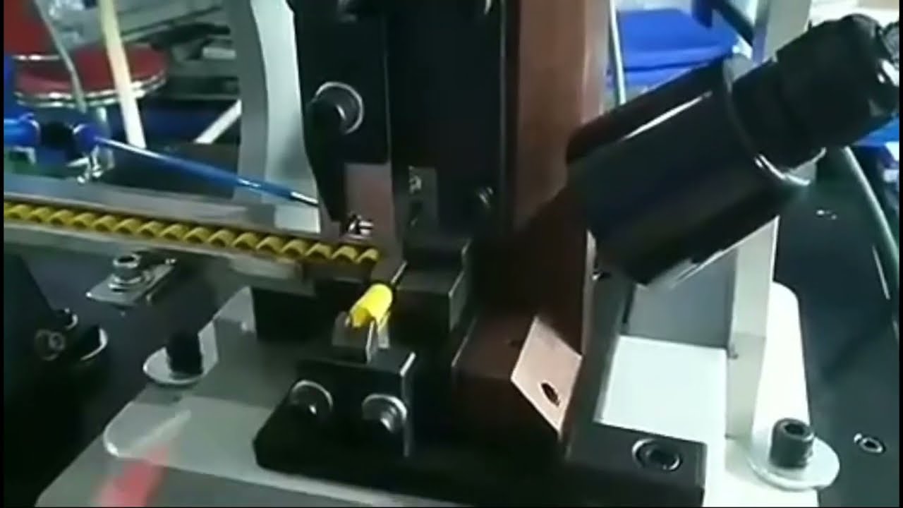 Machine de sertissage de terminaux pour câbles et fils avec plaque vibrante | 2-4 tonnes