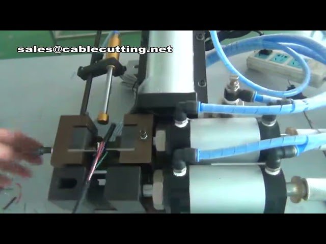 Dénudeuse pneumatique de câbles électriques – Machine à dénuder et peler les gaines pour l'automatisation industrielle
