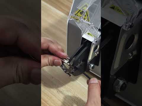 Crimp' facile et sécurisé de pinces crocodile avec sertisseuse électrique #usine #machine