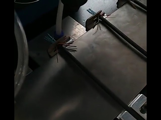 Machine de découpe de feuille d'aluminium pour câble coaxial multicouche - Compatible avec dénudeur laser