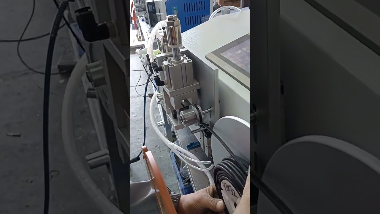 Machine de table automatique : comptage, déroulage, coupe, bobinage et liage de fil #usine