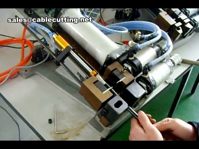 Machine à dénuder et couper les câbles automatique | Dénudeuse et coupe-fil automatique
