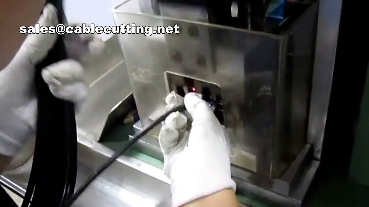 Machine à sertir les cordons d'alimentation 3 broches – Équipement de câblage industriel