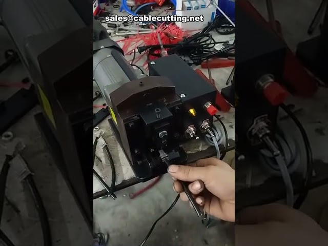 Machine à sertir et dénuder les connecteurs RJ45 - Presse à tête cristal professionnelle