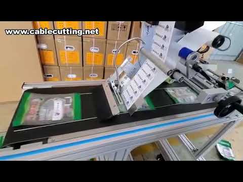 Machine d'étiquetage automatique pour bouteilles rondes avec imprimante intégrée - Étiqueteuse à manchon rétractable pour gobelets