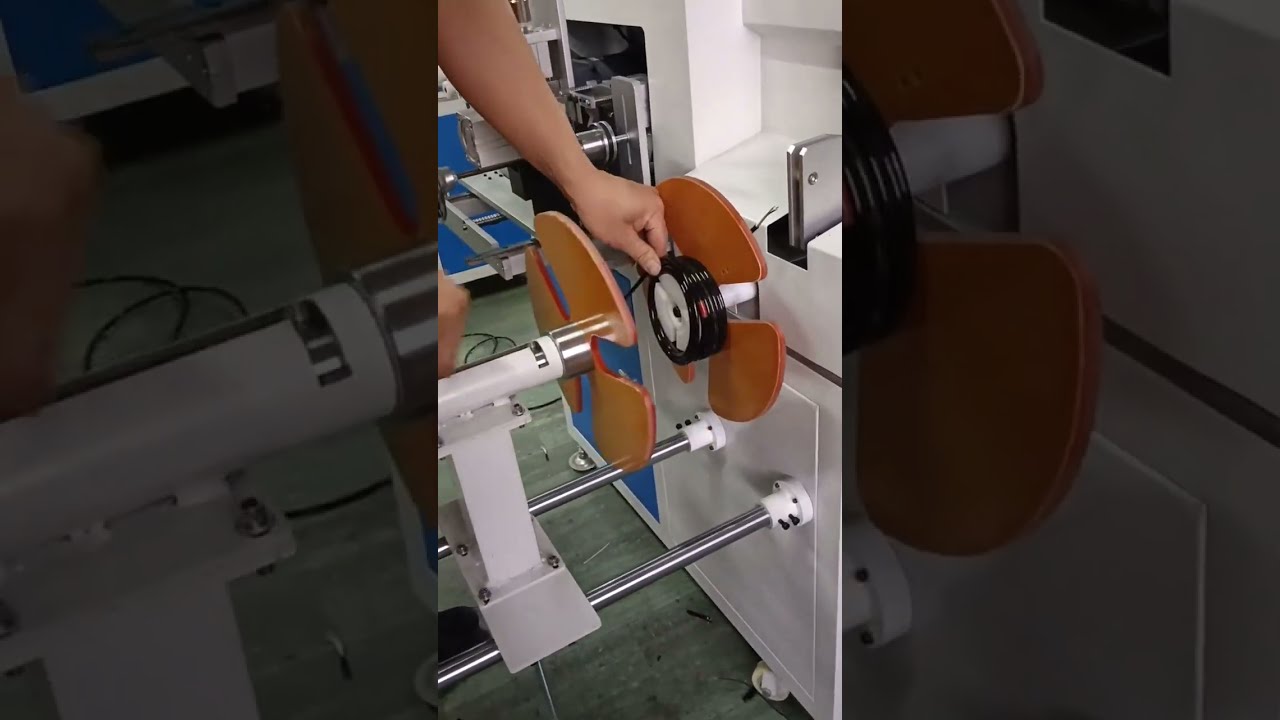 Machine tout-en-un : comptage, défilement, dénudage, coupe, bobinage et ligature automatiques