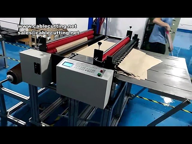 Machine de découpe automatique pour tissu anti-poussière, papier d'emballage et film réfléchissant