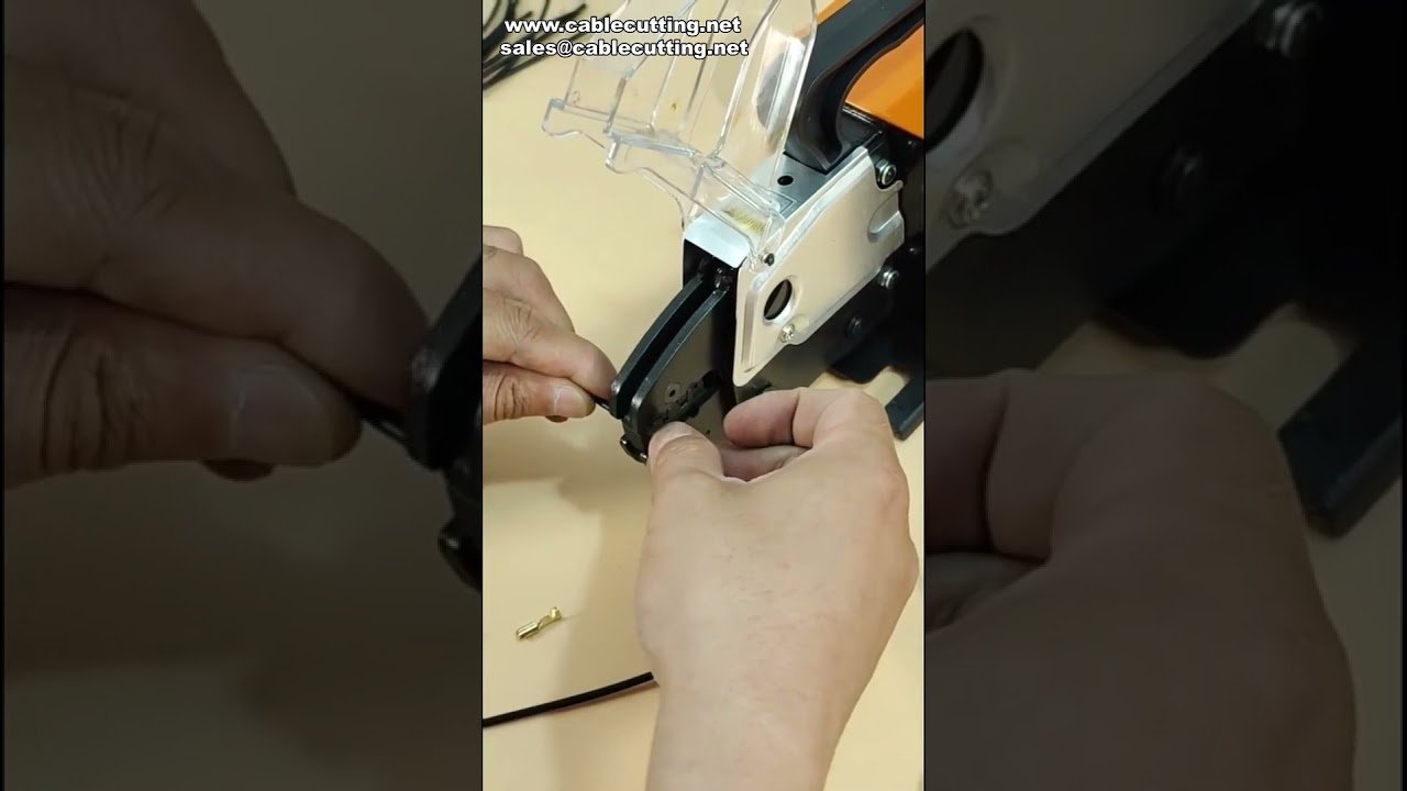 Sertisseuse électrique : outil professionnel pour connexions fiables