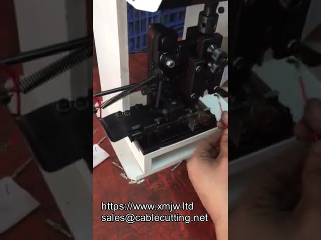 Machine à sertir électrique WPM 2000 pour câbles acier et bornes cuivre