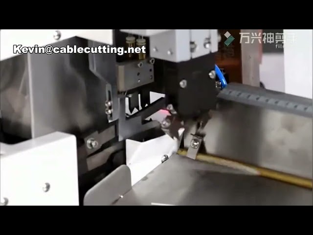 Machine de coupe, dénudage, torsadage et sertissage automatique de fils JL-121A (14-32 AWG)