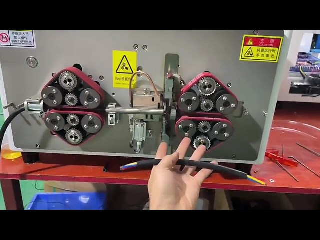 Dénudeuse automatique de gaine d'isolation - Machine de coupe et dénudage pour câbles multiconducteurs