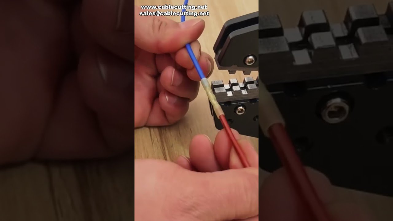 Machine à sertir pneumatique : test de sertissage de bornes étanches thermorétractables