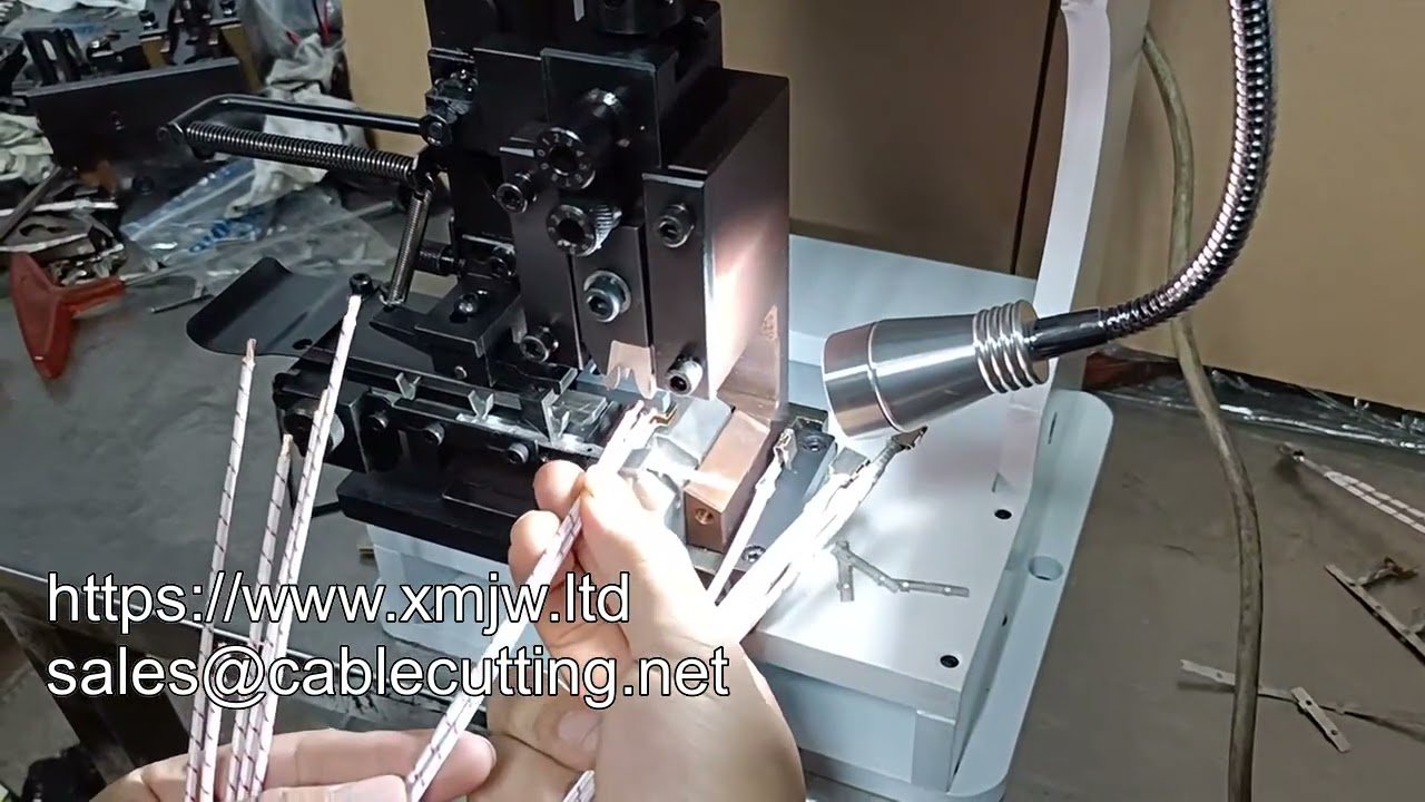 Lame de machine à sertir les bornes super silencieuse - Applicateur OTP avec cintrage de lame - Couteau de sertissage de bornes