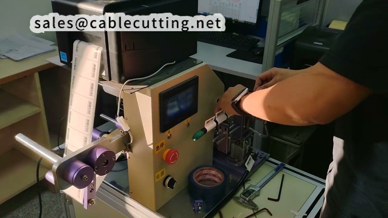 Machine d'étiquetage pliable pour fils avec imprimante temps réel intégrée