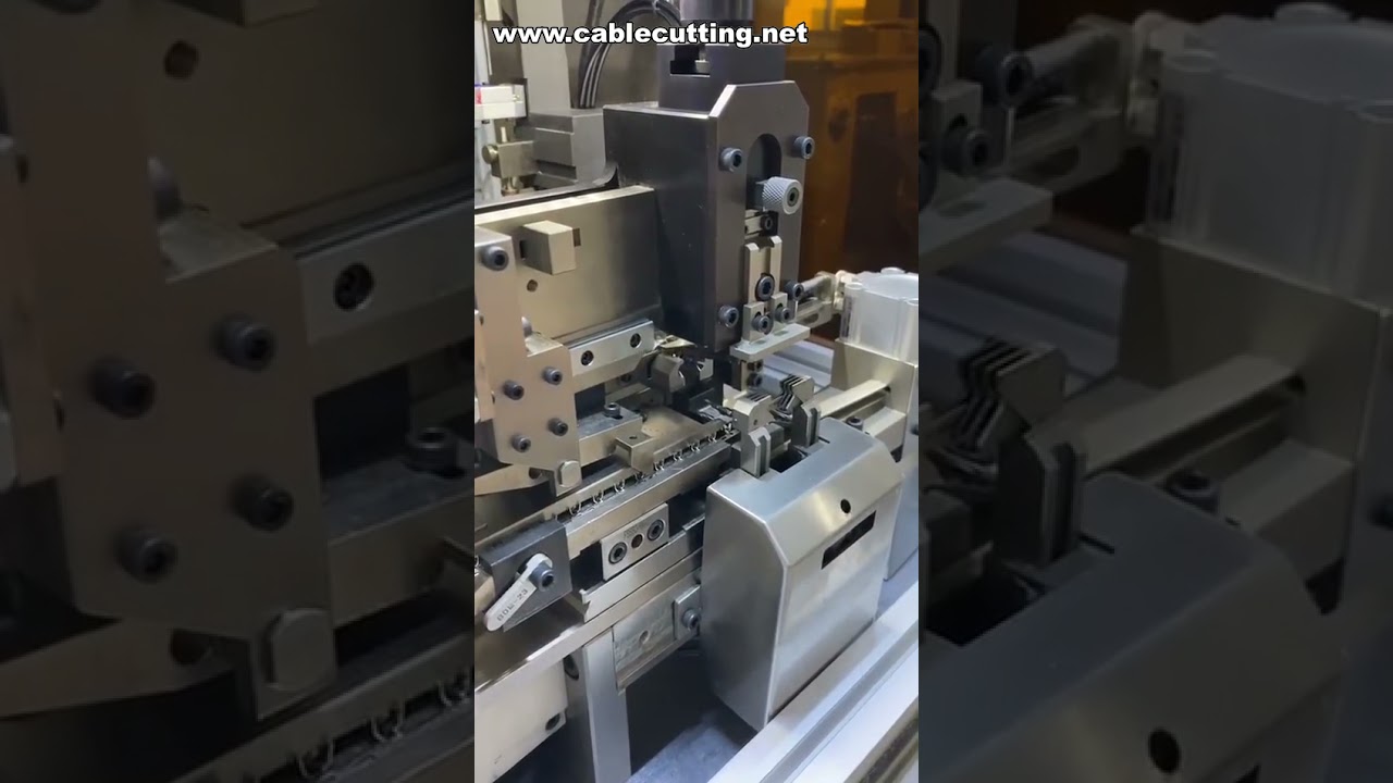 Machine semi-automatique de dénudage, insertion de joint et sertissage | Équipement d'assemblage de câbles