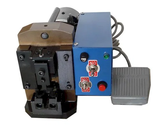 Machine de Sertissage RJ45 WPM-PC - Machine de sertissage semi-automatique